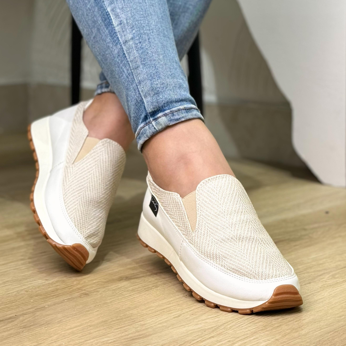 ZAPATILLAS Hermoso Bolichero Vélez cosido