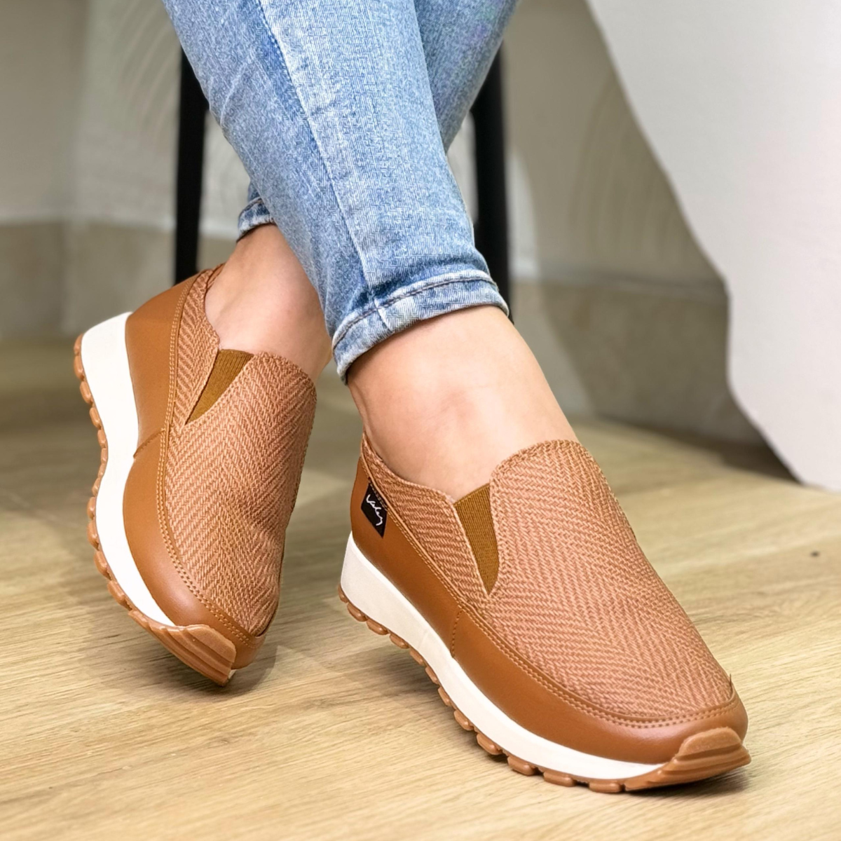 ZAPATILLAS Hermoso Bolichero Vélez cosido